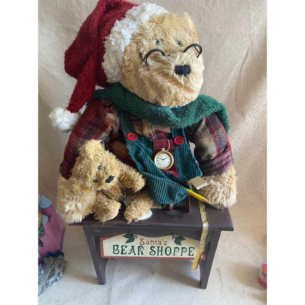 Santa's Bear Shoppe Christmas Display Large Plush Bear Workbench Red Green Good